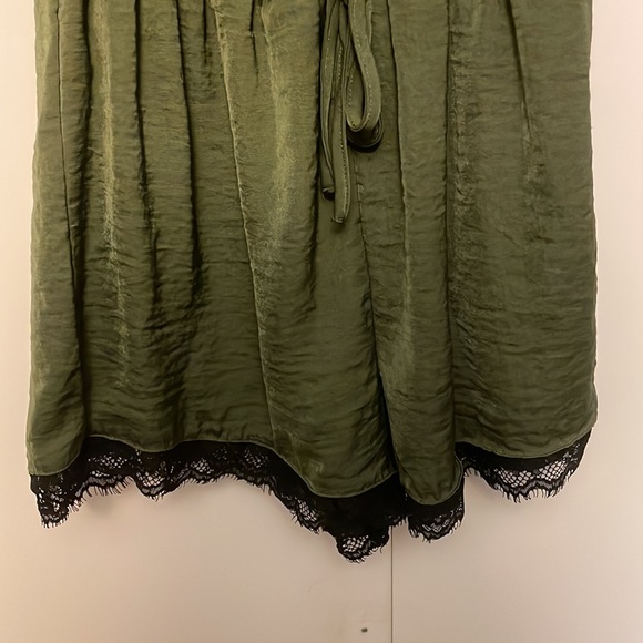 Hollister romper - Picture 3 of 5